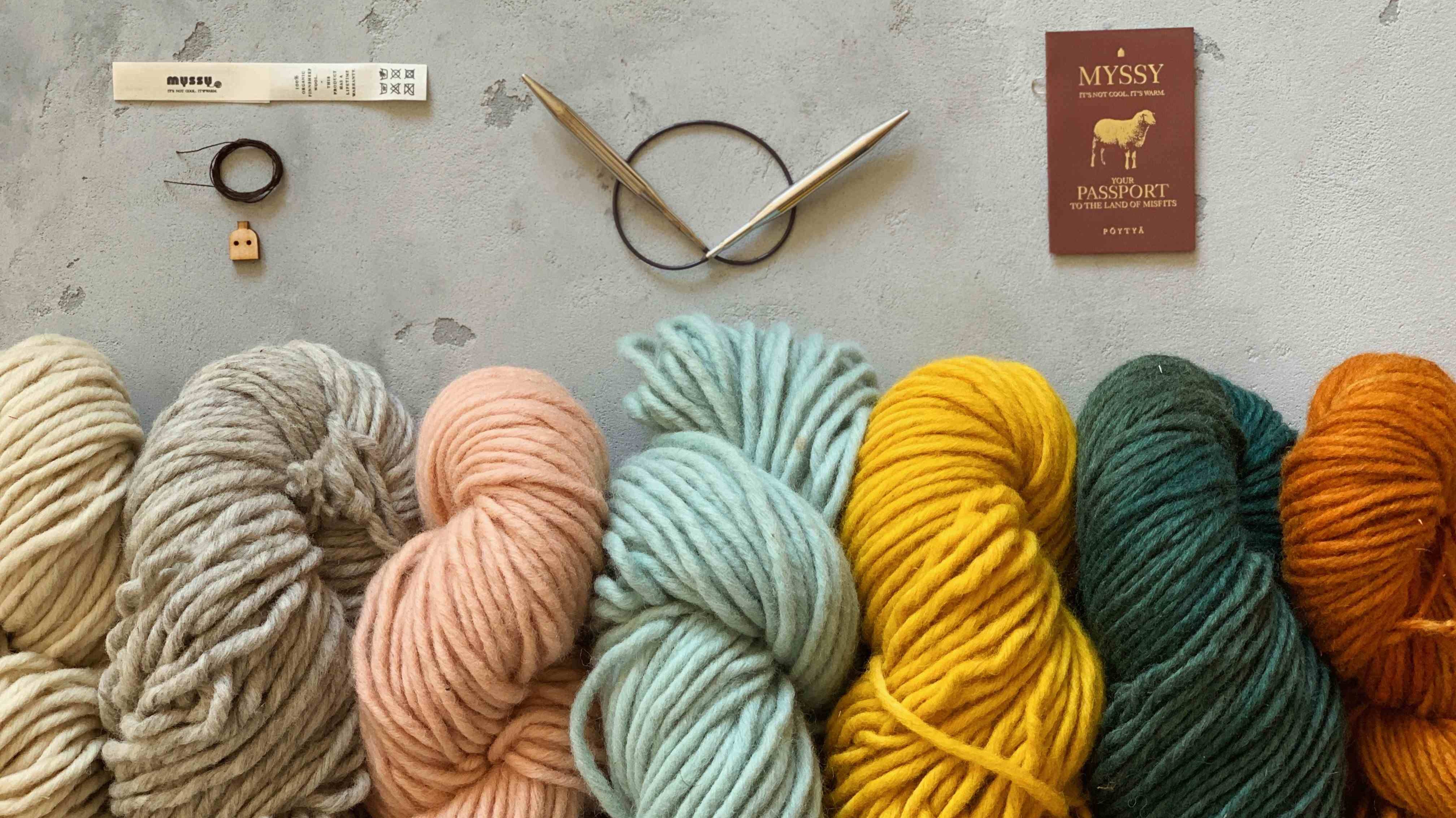 Myssy KnitKit-pakettien Loppuunmyynti alkaa tänään.