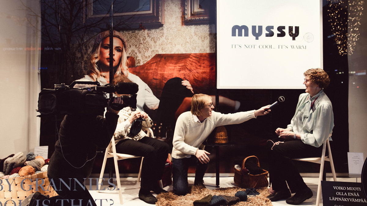 Myssymummot jälleen Sokoksen näyteikkunassa