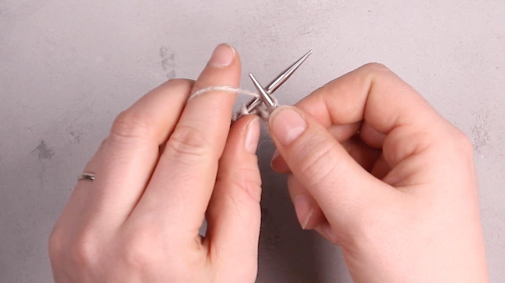 Oikean silmukan neulominen