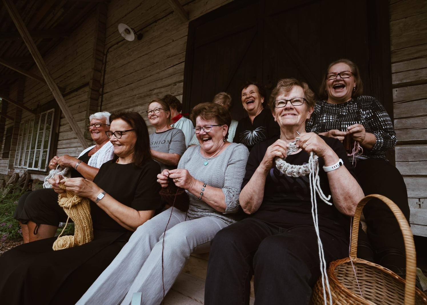 Missä on Mummon paikka ja mikä on sen palkka?
